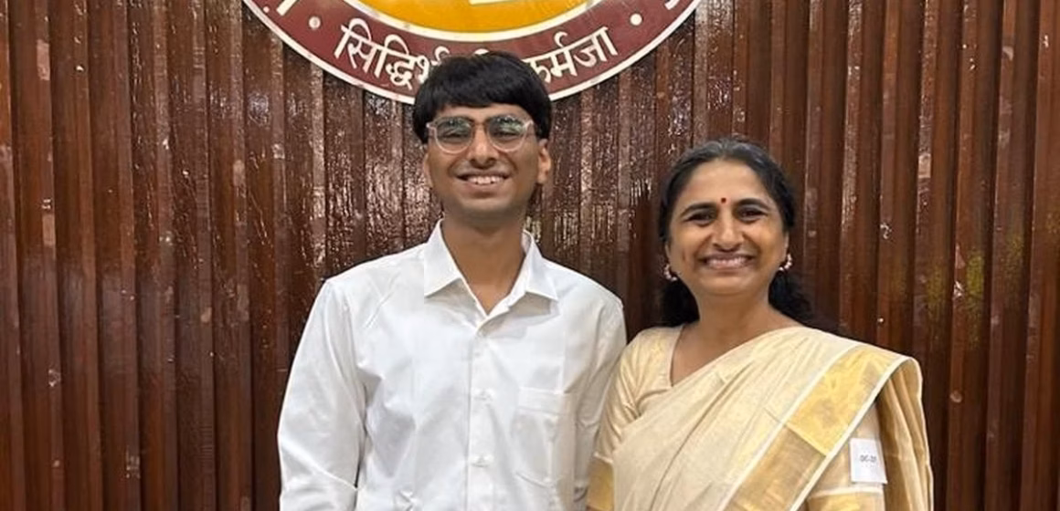 iit-madras-mother-son-graduation-v3